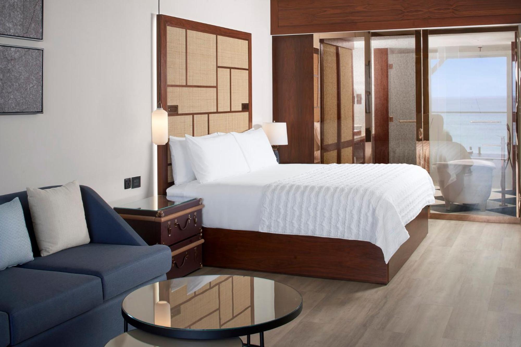 ホテル ル メリディアン イル モーリス ポワント・オー・ピマン エクステリア 写真 A guest room at the Westin Maldives